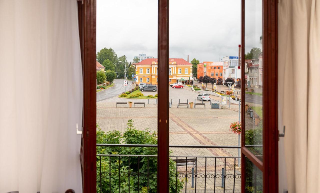 2- Postelova Izba S Kupelnou Emka V Penzion Trstená Exterior foto